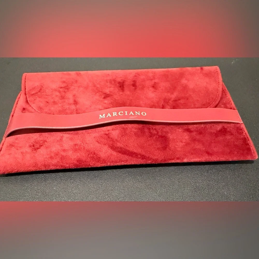 Marciano Vibrant Velvet Red Maroon Designer Glasses Case W/ Interior Nose Piece